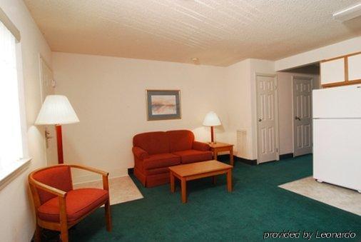 Affordable Suites Lexington Room photo